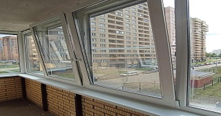 Остекление балкона Котлас цена от 9838 руб. м/п. за 50 часов