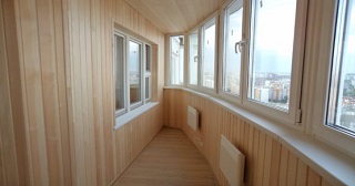 Отделка, остекление, утепление балконов в Котласе от 208 руб. м/2.